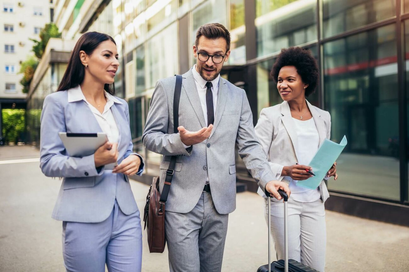 Why Hotel Services Are Essential for Business Travellers 2 business travel