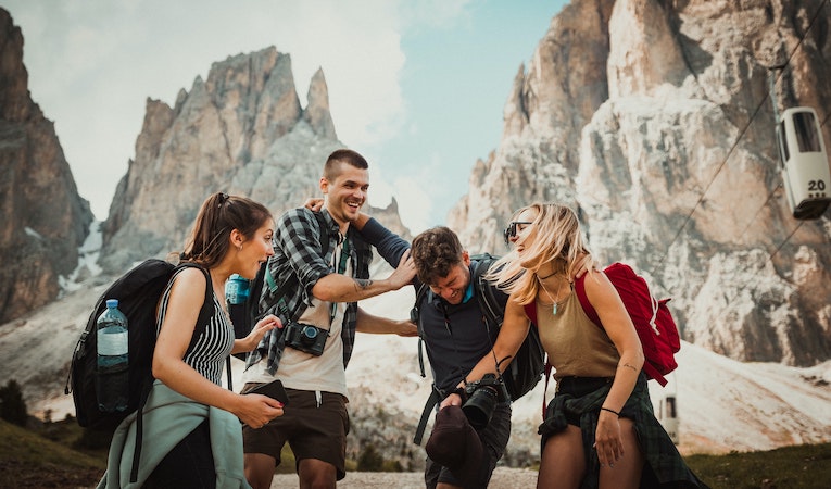 fqXJkMpJjWPR0nVLIiwYoa1bBDmw6u7sdDc0o1Gz